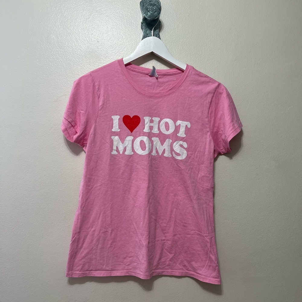 Pink T-Shirt 💋bundle💋 - Picture 2 of 2